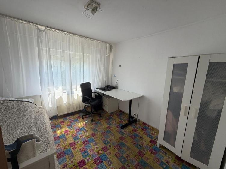 Apartament cu 2 camere semidecomandat în Prundu