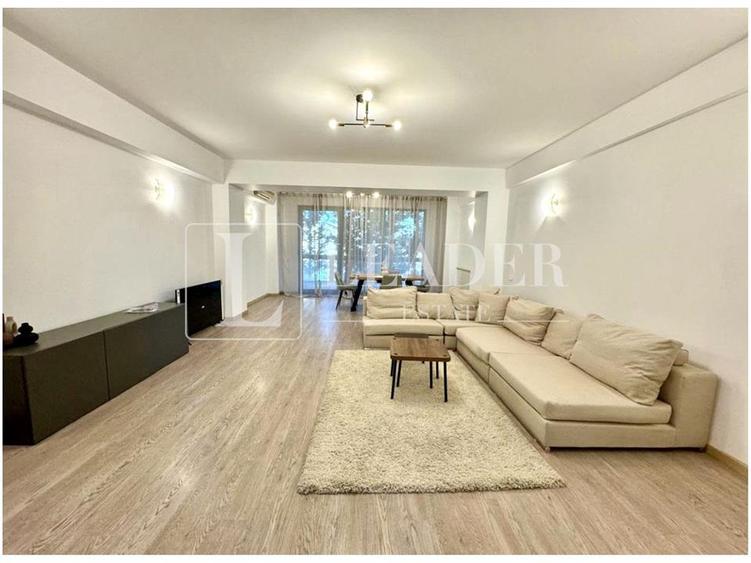Apartament cu 3 camere decomandat în Exterior Nord