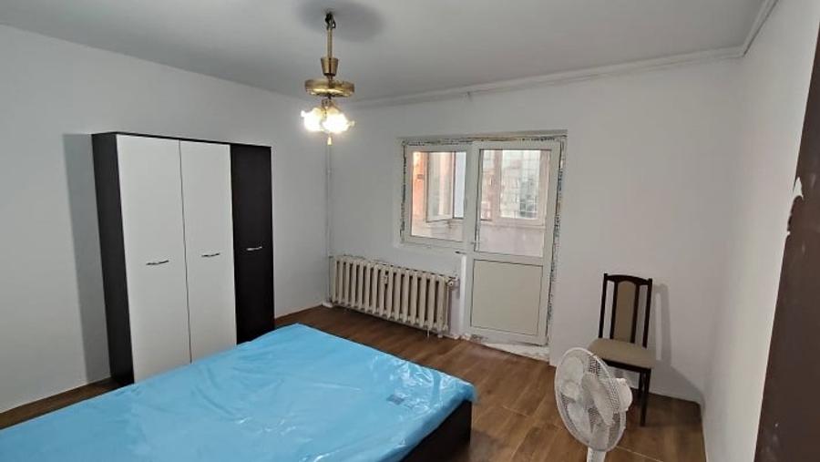 Apartament cu 4 camere decomandat în Vitan Mall