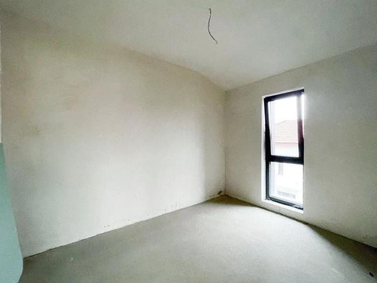 Duplex cu 4 camere cu Canalizare în Someșeni