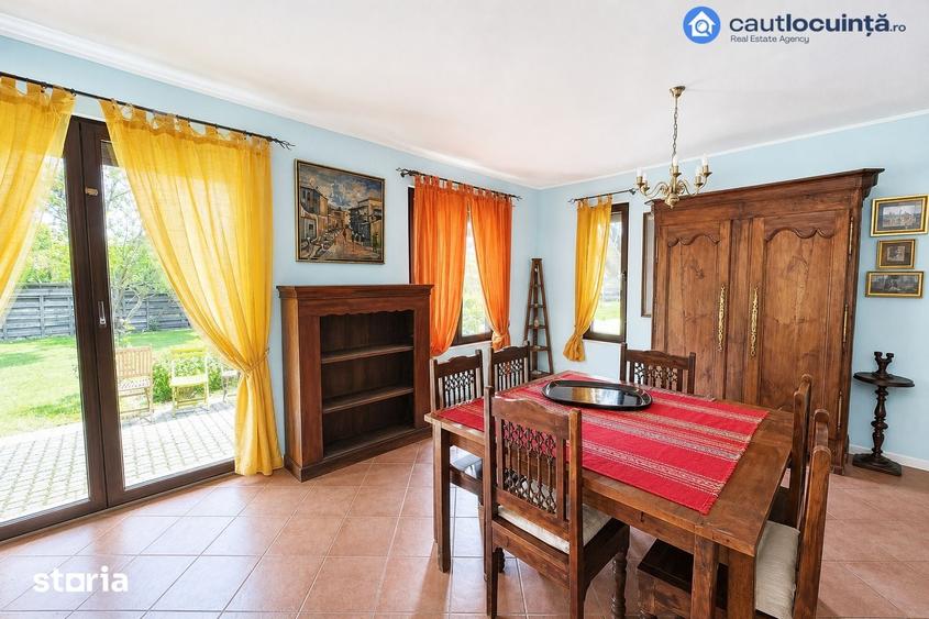 Casă cu 7 camere cu Teren 811 Mp în Corbeanca