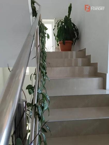 Apartament cu 2 camere semidecomandat în Moșnița Nouă