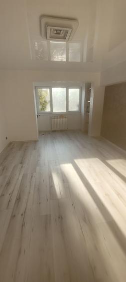 Apartament cu 2 camere decomandat în Cazasu