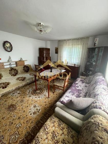 Casă individuală cu 7 camere cu Teren 580 Mp în Valea Doftanei
