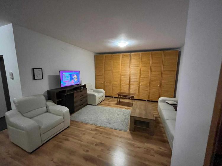 Apartament cu 2 camere semidecomandat în Ozana
