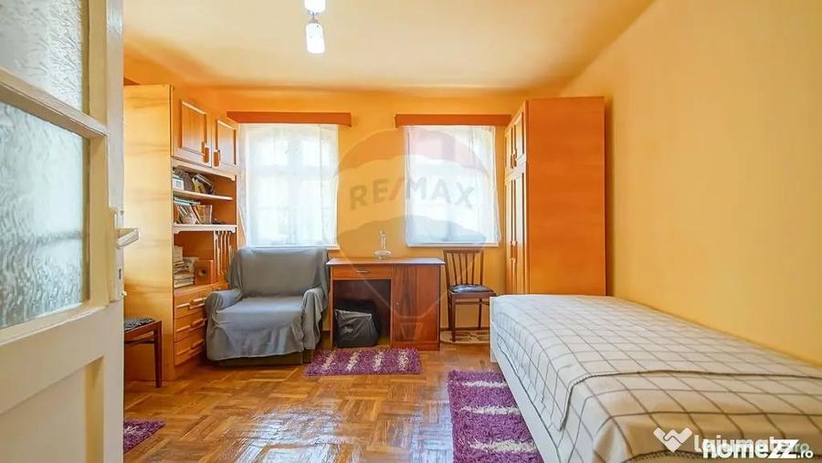 Casă cu 3 camere cu Teren 94 Mp în Schei