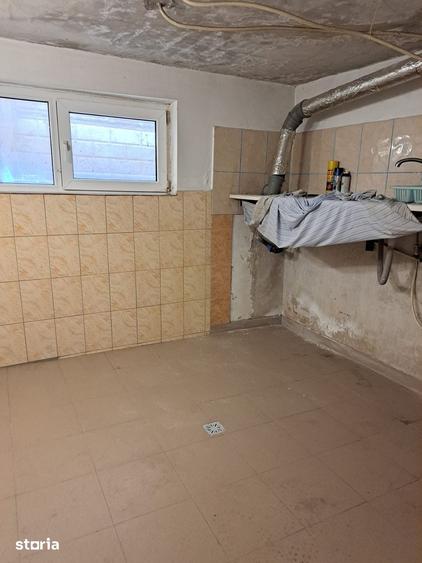 Casă cu 4 camere cu Teren 180 Mp în Central