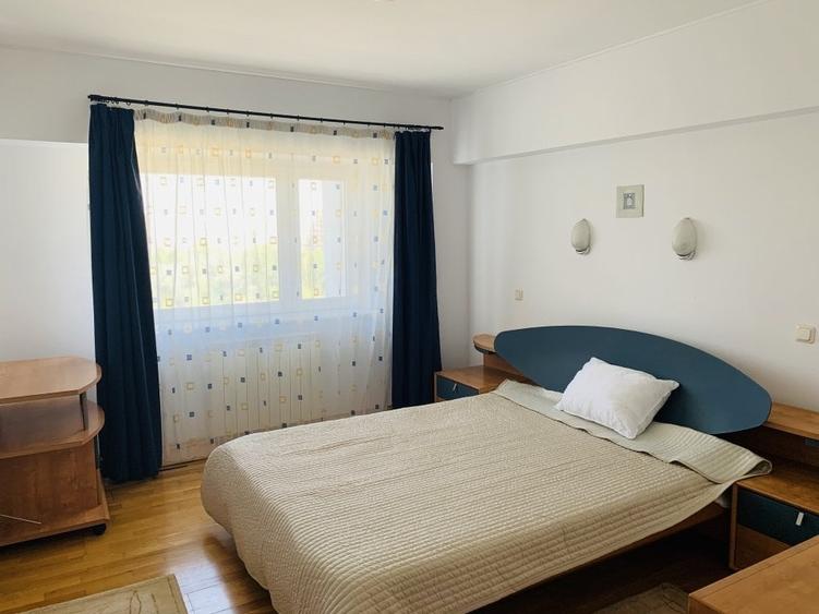 Apartament cu 3 camere decomandat, mobilat în Unirii