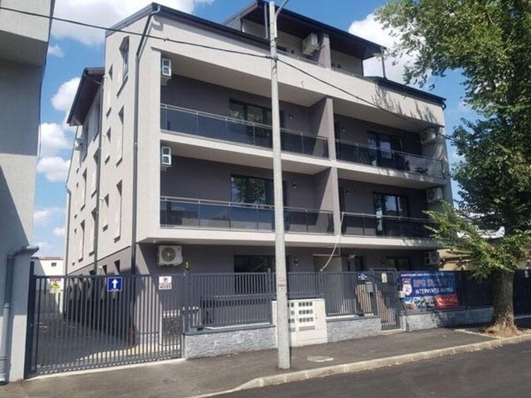 Apartament cu 2 camere decomandat în Doamna Ghica