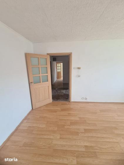 Apartament cu 2 camere decomandat în Județean