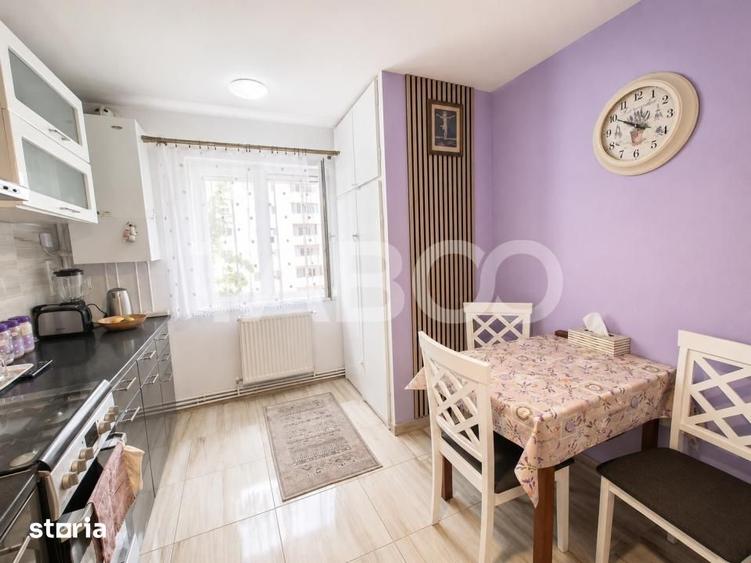 Apartament cu 2 camere decomandat în Trei Stejari