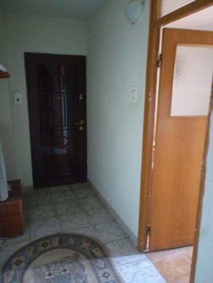 Apartament cu 2 camere decomandat în CET