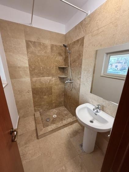 Apartament 3 camere, cu scara interioara, zona centrala - 7