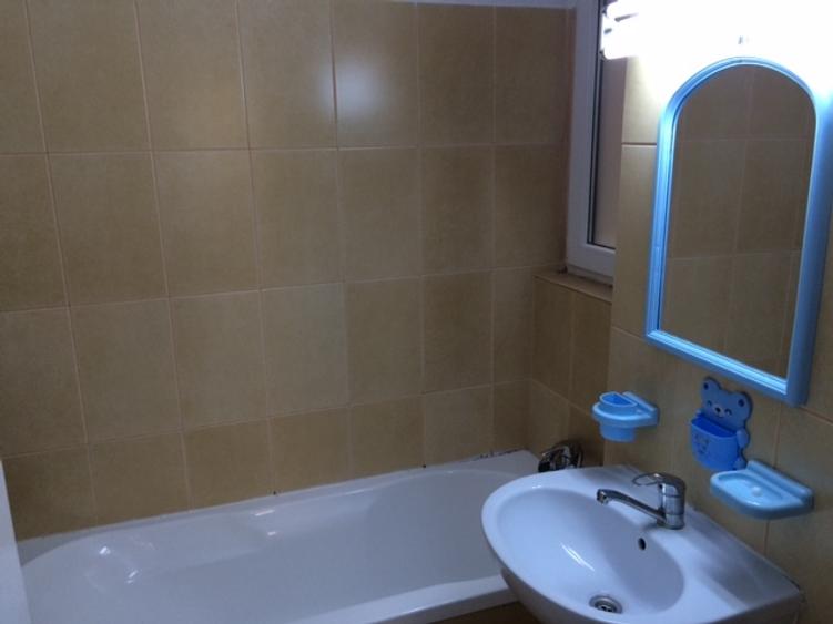 Proprietar Metrou Eroii Revolutie - 10m , 2 cam, mobilat , utilat , decomandat, - 2