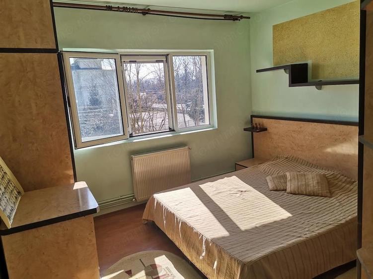 Apartament 2 camere de vanzare Plopeni, Prahova - 2
