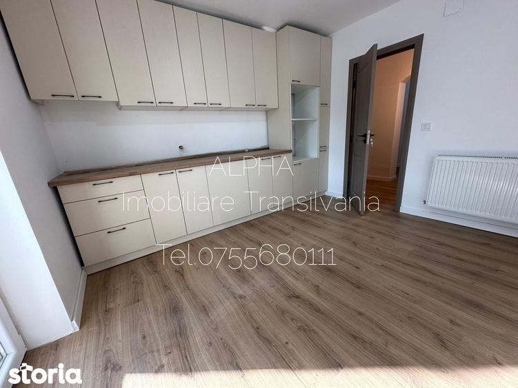 Apartament 3 camere,2 bai, 80 mp +garaj ?i beci, zona Scala - 7