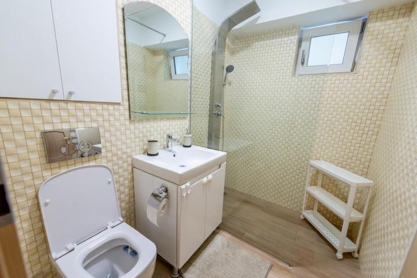 Apartament 3 camere, decomandat, 74mp, Calea Bucuresti, zona KFC - 10