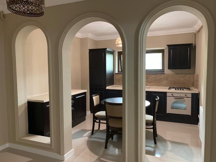 Inchiriez apartament 2 camere, strada Infratirii - 8