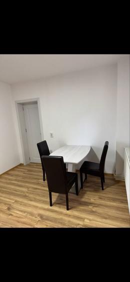 Inchireiez apartament in Valenii de Munte - 5