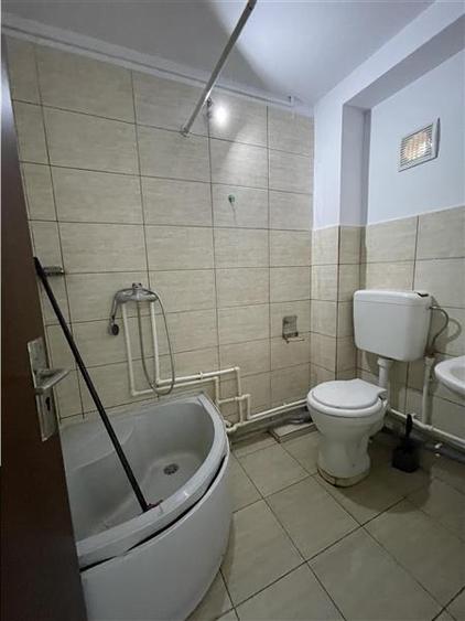 Casă individuală cu 10 camere cu Canalizare în Dallas