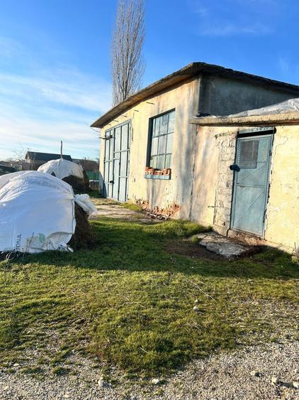 Vand teren intravilan - 1