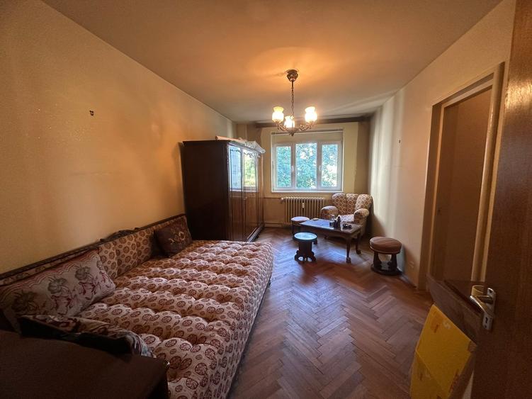 1 Mai,Apt 3 camere semidec., 2 gr sanitare,balcon, 80mp, bloc termoizolat, Garaj - 12