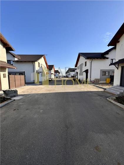 Vanzare casa 4 camere, in Strejnicu, la 5 minute de Ploiesti - 22