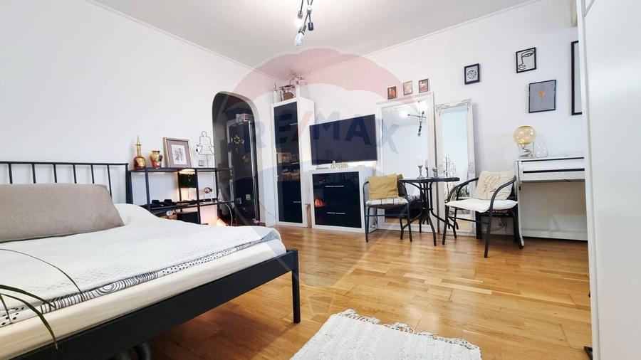 Garsoniera de vânzare metrou Costin Georgian - 1