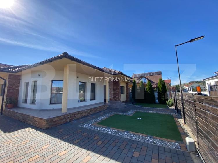 Casa moderna, mobilata, cu curte 5 ari - zona Dedeman, exclusivista