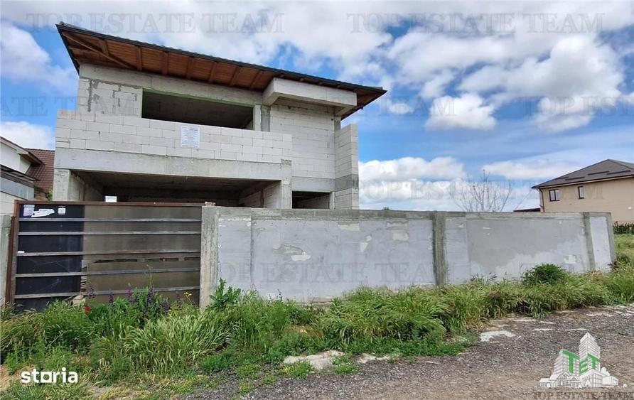 Casă cu 4 camere cu Teren 450 Mp în Valu lui Traian