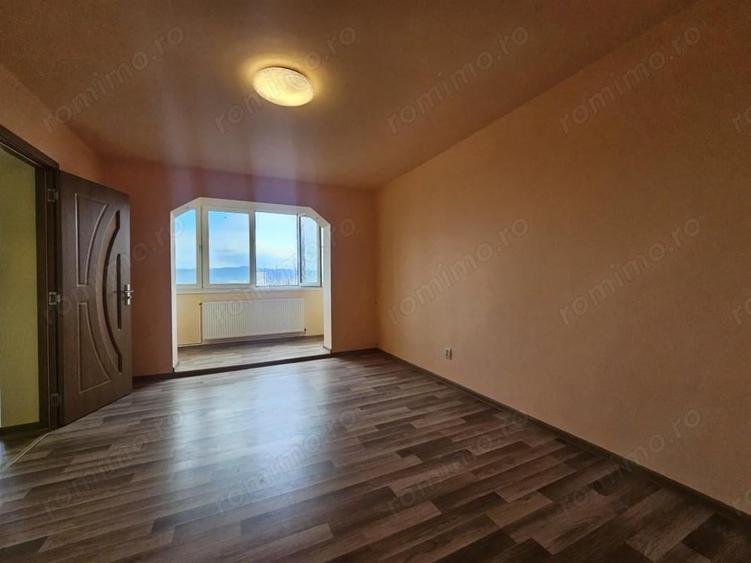 Apartament 2 camere, renovat, zona Liceul Traian - 3