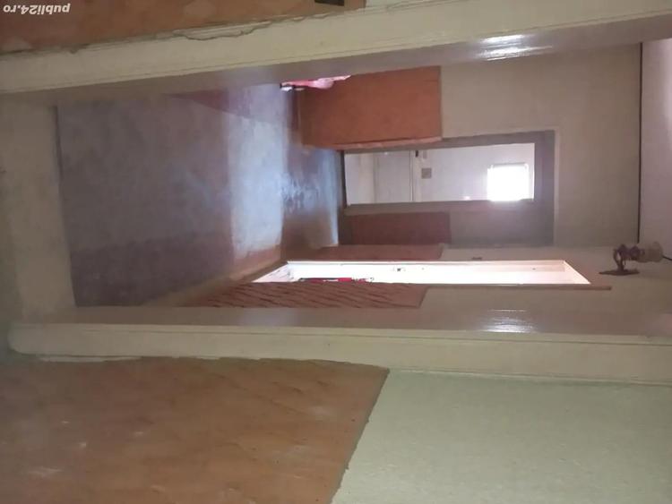 Apartament de vanzare - 4