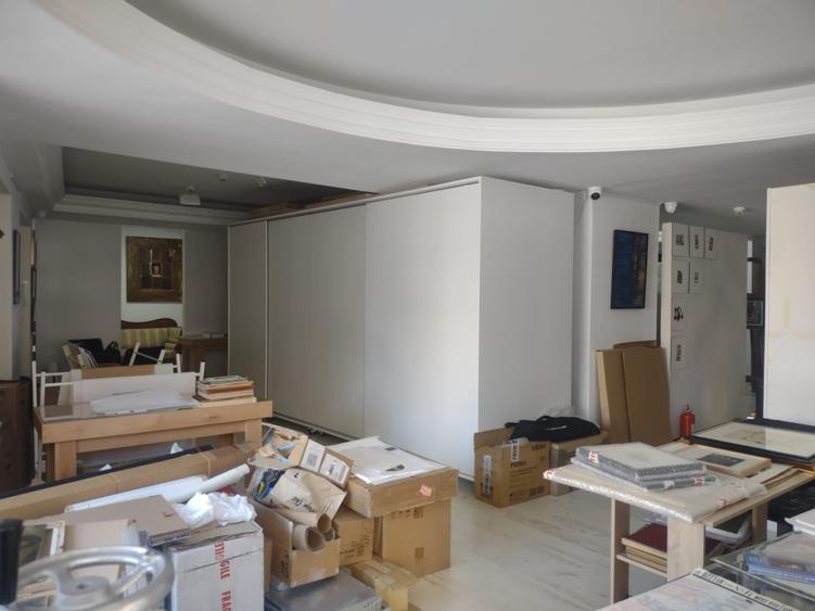 SPATIU COMERCIAL IDEAL PENTRU INVESTITIE - 12