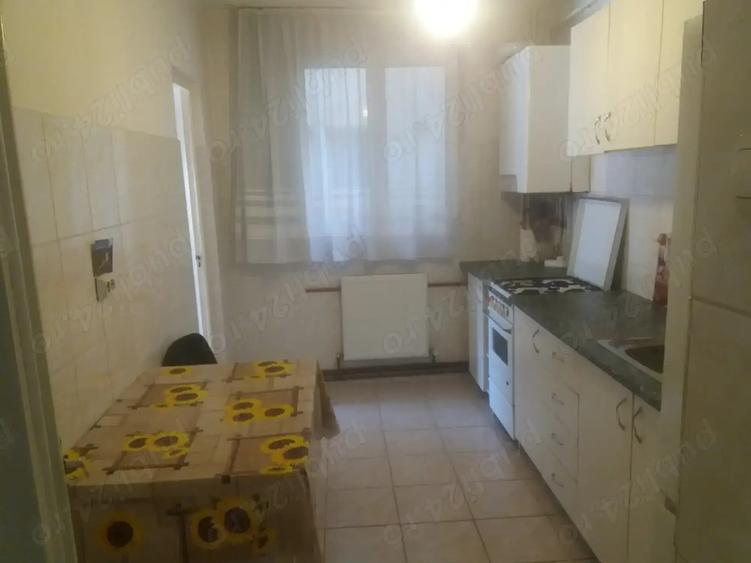 Apartament 4 camere 79 mp utili,insorit, tractoru Brasov - 1