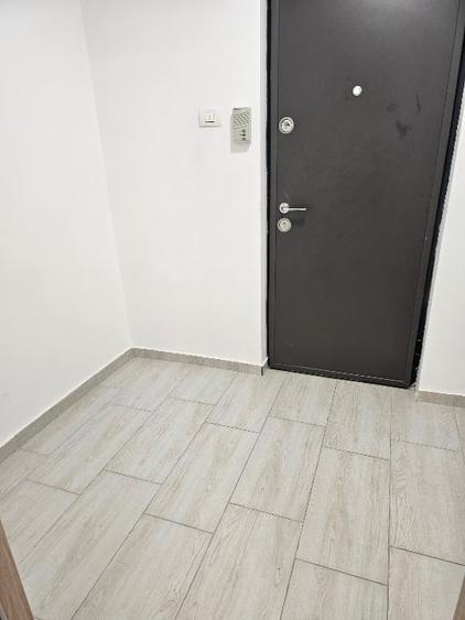 Vând garsonieră bulevardul Basarabia - 7