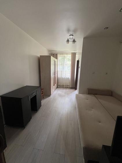 Inchiriez garsoniera - 1