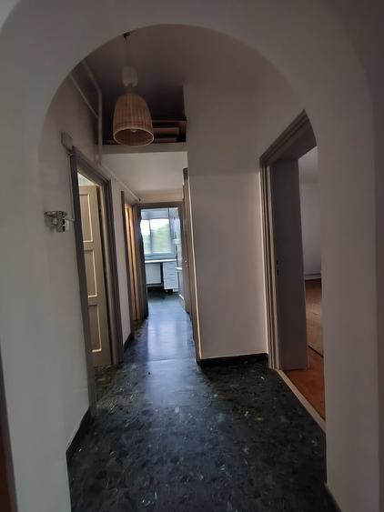 Bucurestii Noi, apartament cu 3 camere decomandate, et 3- bloc rusesc - 2