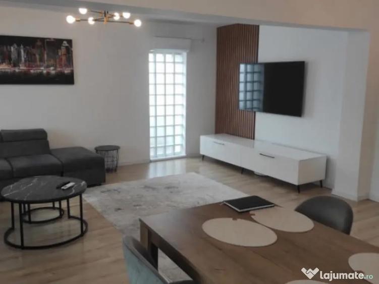 Apartament 3 camere, 110 mp, zona Ultracentral - 8