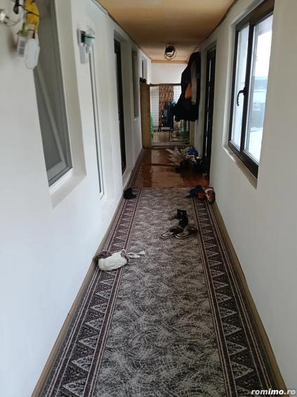 Casa de vanzare piatra olt la strada principala Intr o zona in plina dezvoltare - 1