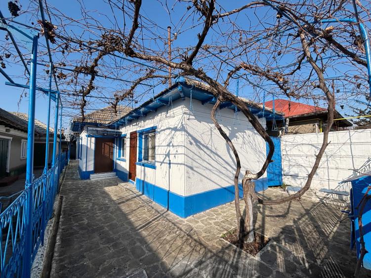 Casă 4 camere cu intrări separate + Anexa 30mp | Comision 0% - 1