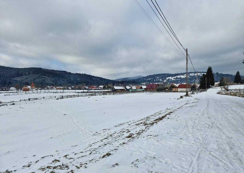 Teren intravilan, 750 mp in loc.Comanda?u, jud.Covasna. - 6