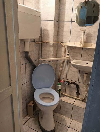 Inchiriez garsoniera in valea aurie - 2