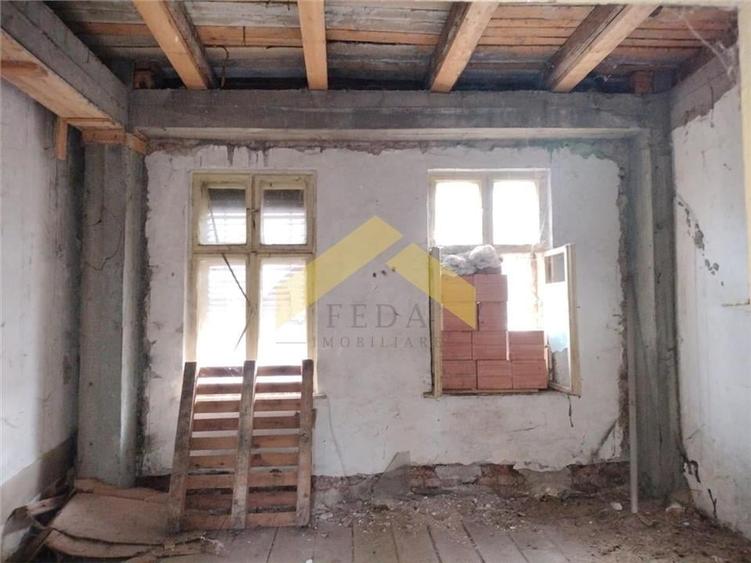 Casa de vanzare zona Parneava - 3