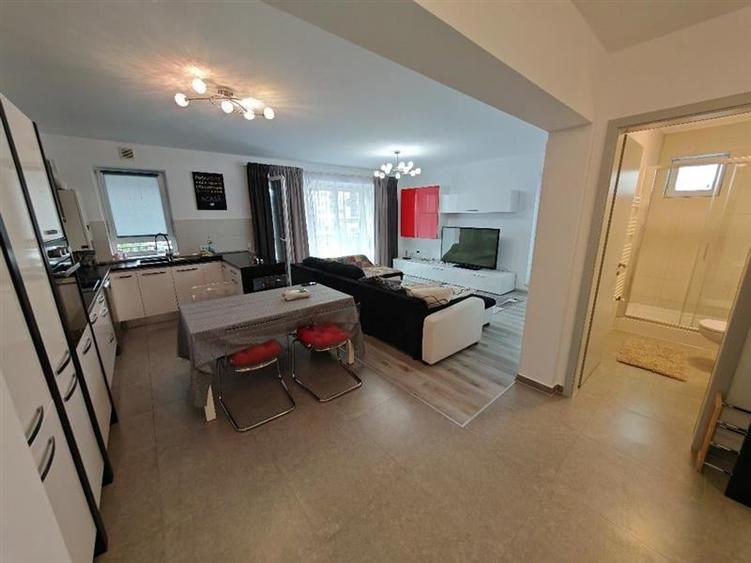 Inchiriem Apartament 3 Camere, Modern, Decomandat, Tractorul - 12