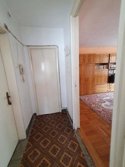 Proprietar,ultracentral(in apropiere de Universitate,Liceul Elena Cuza,Liceul Carol,utilat modest - 5