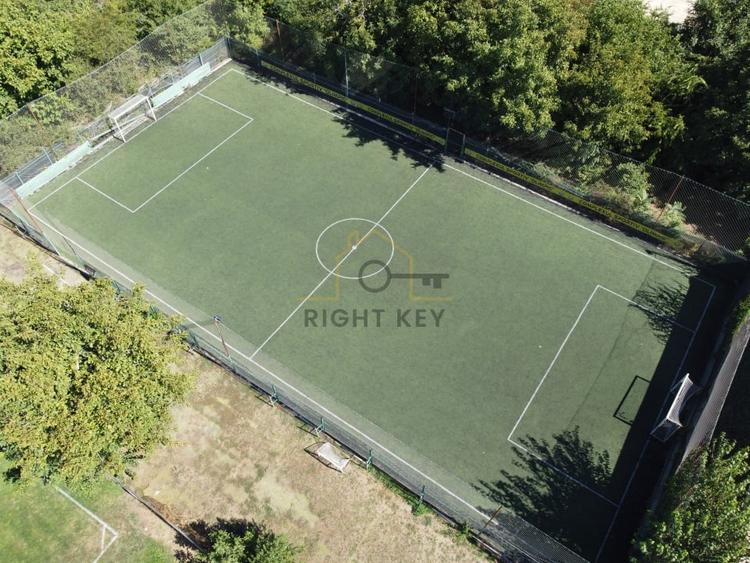 Baza sportiva complet functionala - Drumul Bercenarului, Sector 4 - 11