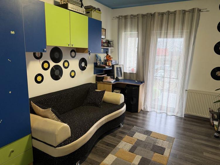 Proprietar , casa Gheraiesti ,panouri FV - 8