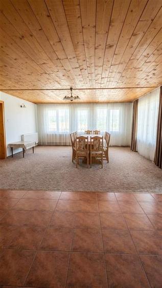 Casă cu 6 camere cu Teren 1579 Mp în Nojorid