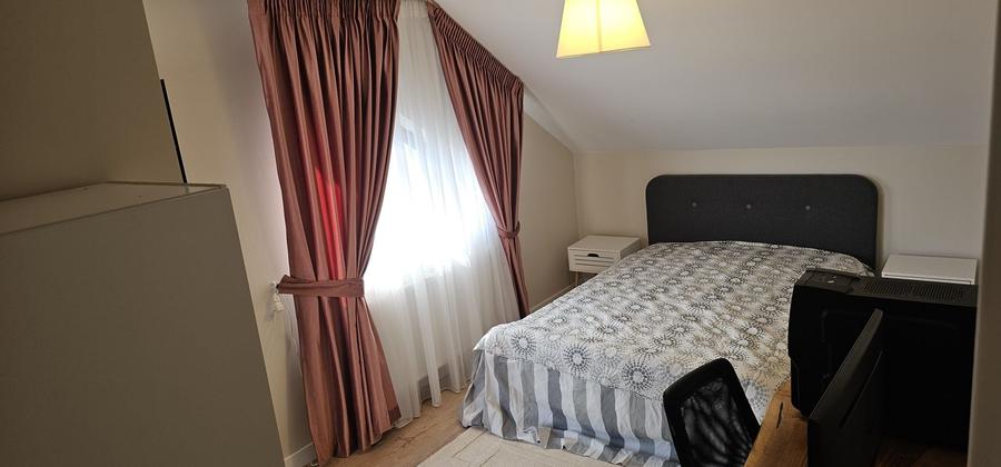 Casă cu 3 camere cu Teren 460 Mp în Teiș