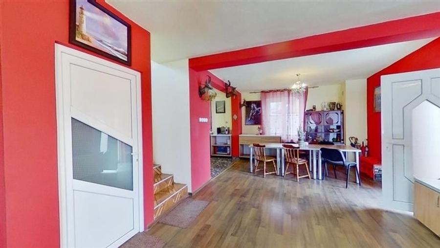 Casa, dotari preferentiale, garaj, curte, gradina, extindere teren, Central, Ras - 12